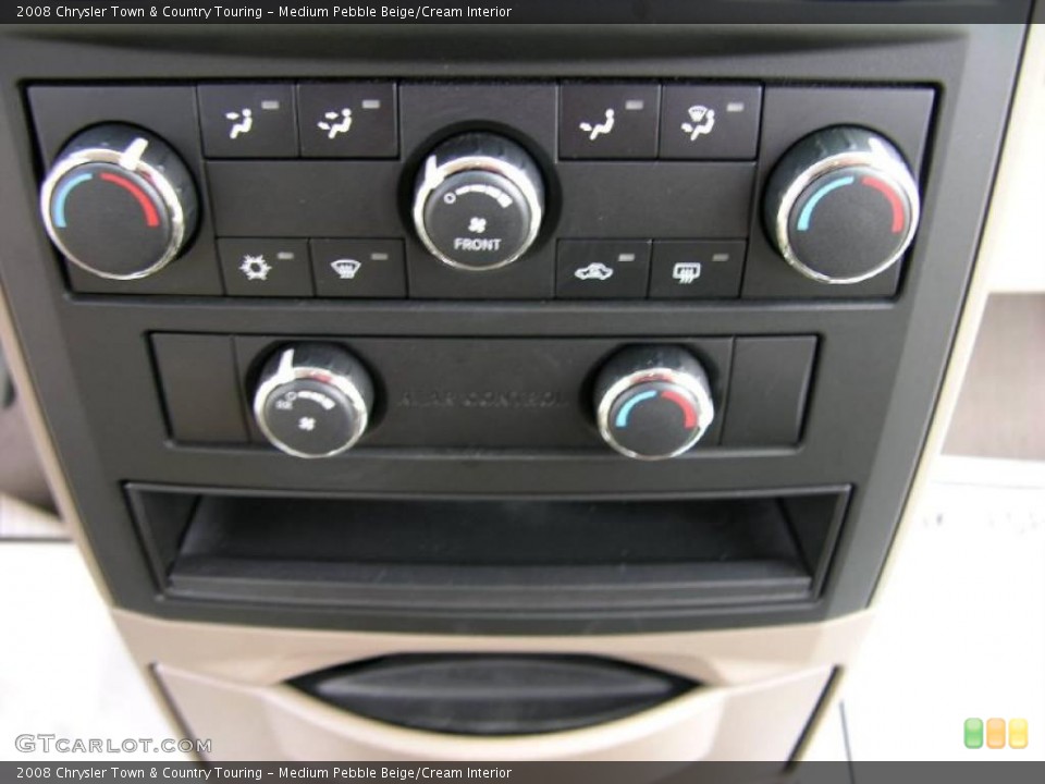 Medium Pebble Beige/Cream Interior Controls for the 2008 Chrysler Town & Country Touring #47344046