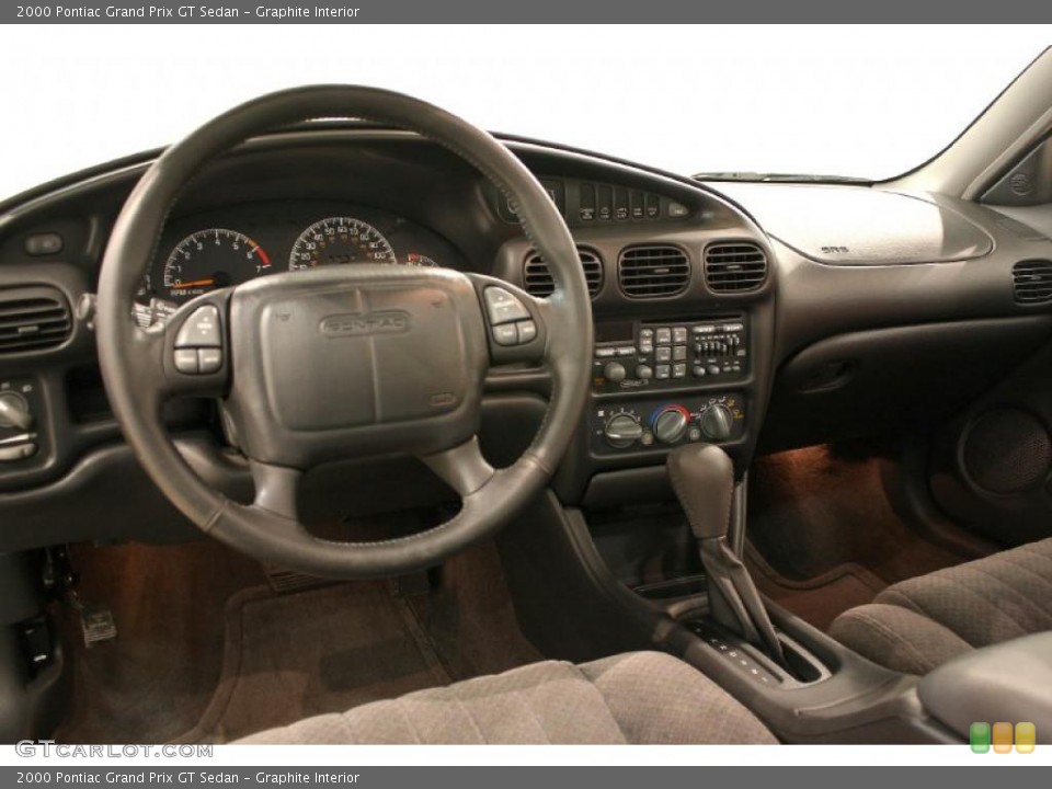 Graphite Interior Photo for the 2000 Pontiac Grand Prix GT Sedan #47349365