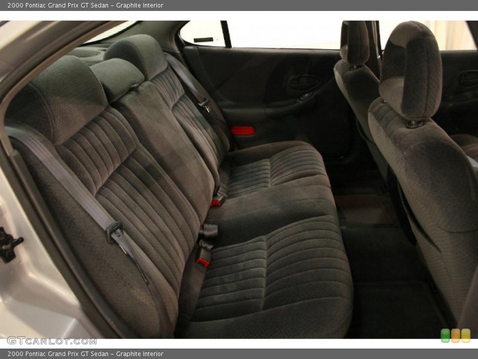 Graphite Interior Photo for the 2000 Pontiac Grand Prix GT Sedan #47349407