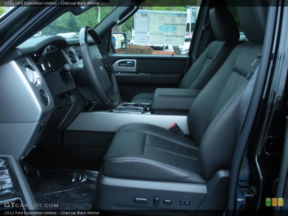 Charcoal Black Interior Photo for the 2011 Ford Expedition Limited #47352143