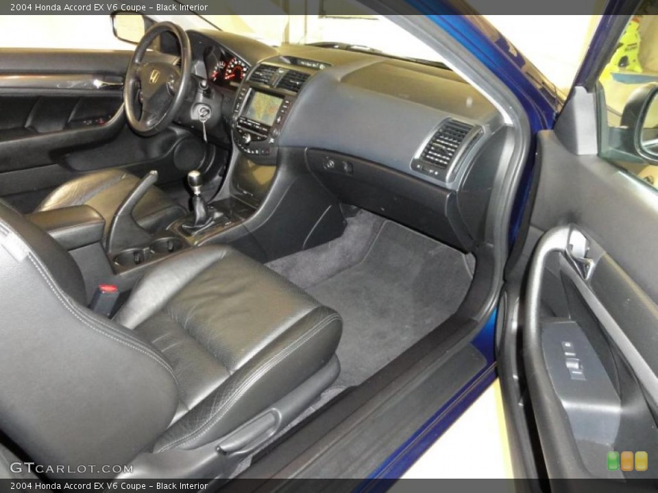 Black Interior Photo for the 2004 Honda Accord EX V6 Coupe #47356718