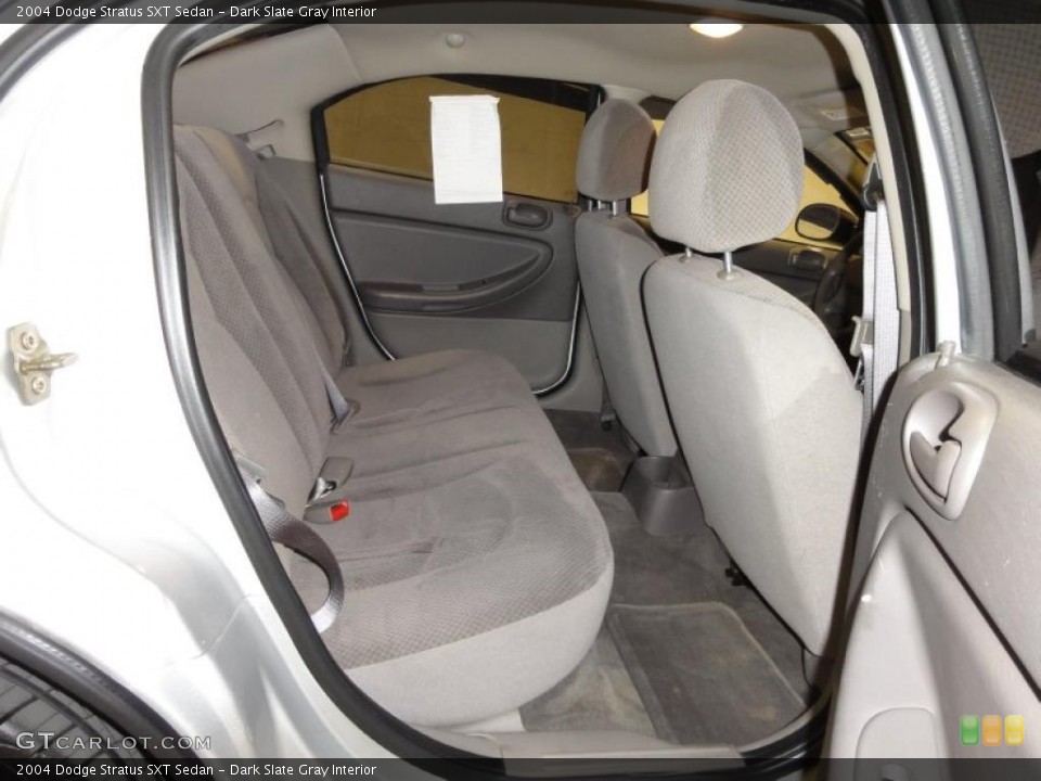 Dark Slate Gray Interior Photo for the 2004 Dodge Stratus SXT Sedan #47357213