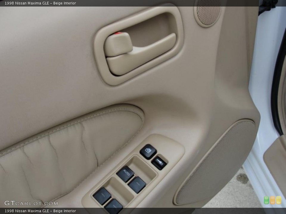 Beige Interior Controls for the 1998 Nissan Maxima GLE #47358470