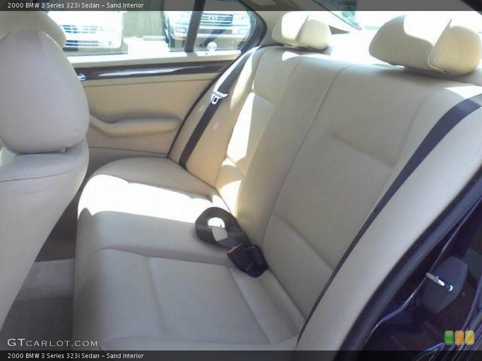 Sand Interior Photo for the 2000 BMW 3 Series 323i Sedan #47358894