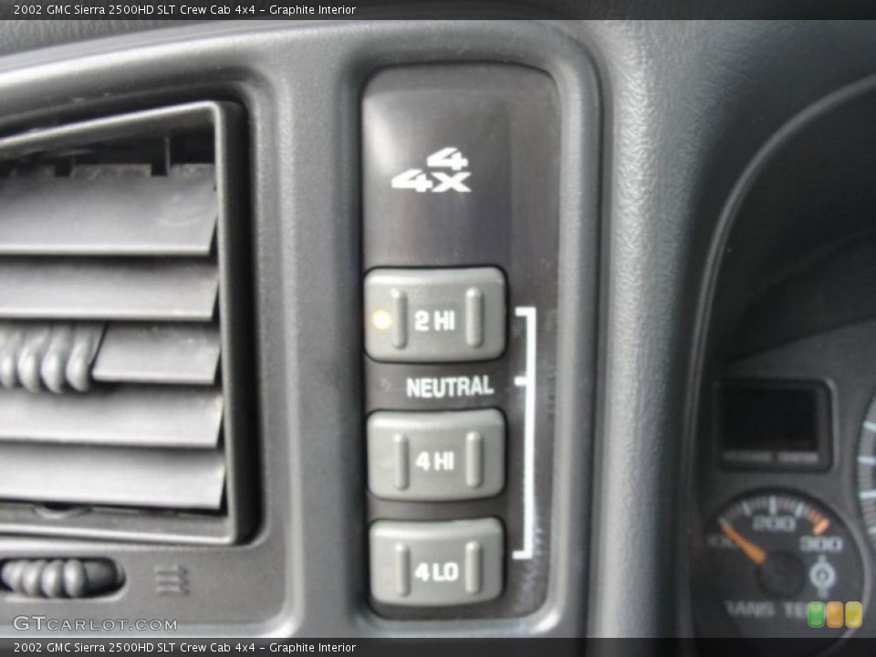 Graphite Interior Controls for the 2002 GMC Sierra 2500HD SLT Crew Cab 4x4 #47360678