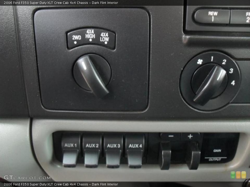 Dark Flint Interior Controls for the 2006 Ford F350 Super Duty XLT Crew Cab 4x4 Chassis #47361290