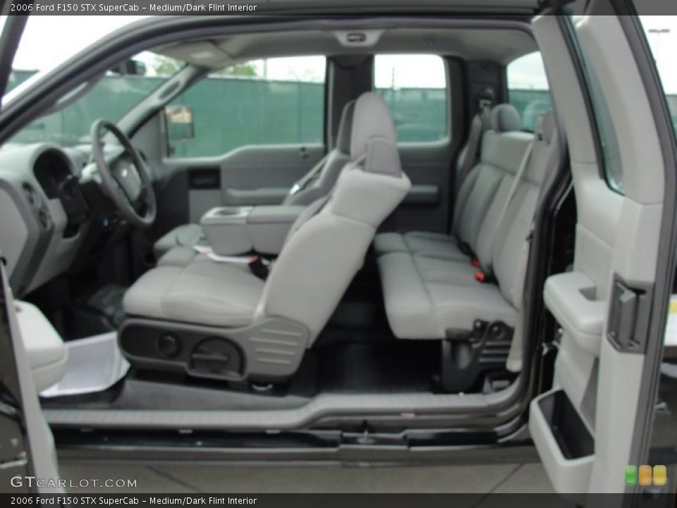 Medium/Dark Flint Interior Photo for the 2006 Ford F150 STX SuperCab #47362532