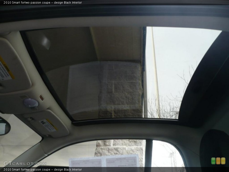 design Black Interior Sunroof for the 2010 Smart fortwo passion coupe #47363075