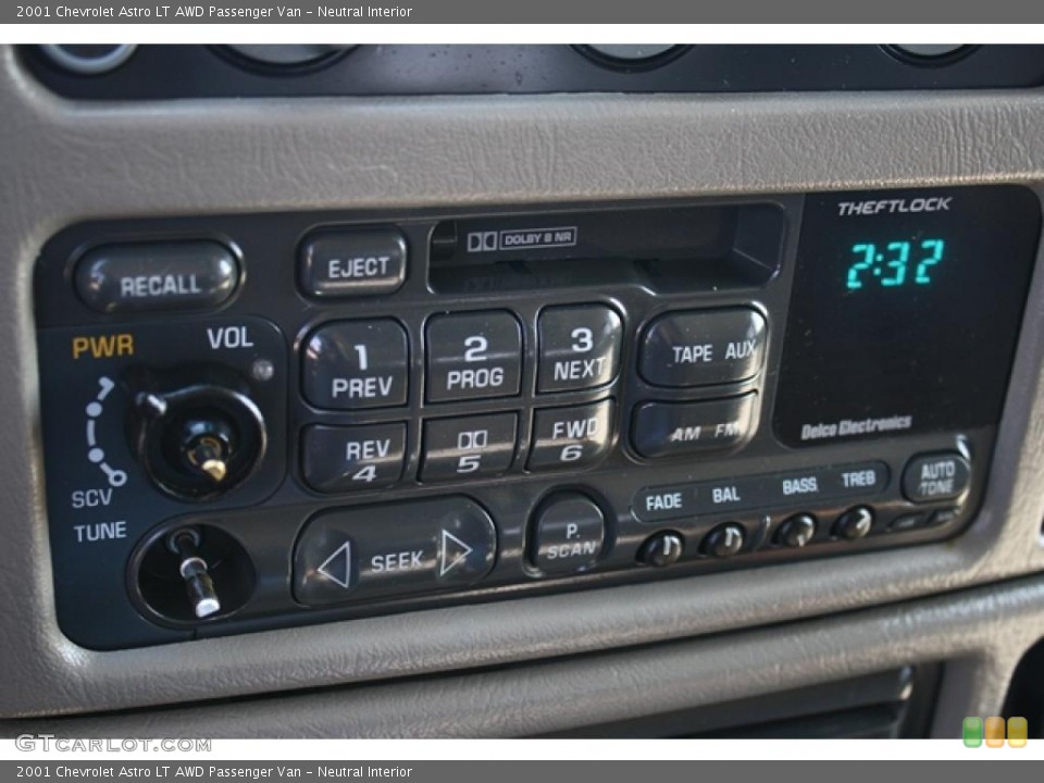 Neutral Interior Controls for the 2001 Chevrolet Astro LT AWD Passenger Van #47363822