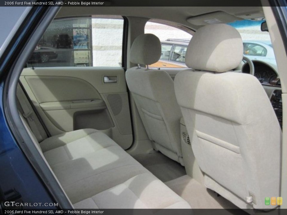 Pebble Beige Interior Photo for the 2006 Ford Five Hundred SEL AWD #47366027