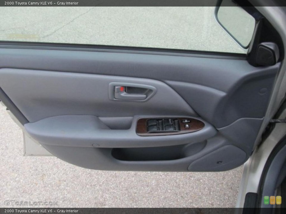 Gray Interior Door Panel for the 2000 Toyota Camry XLE V6 #47366780