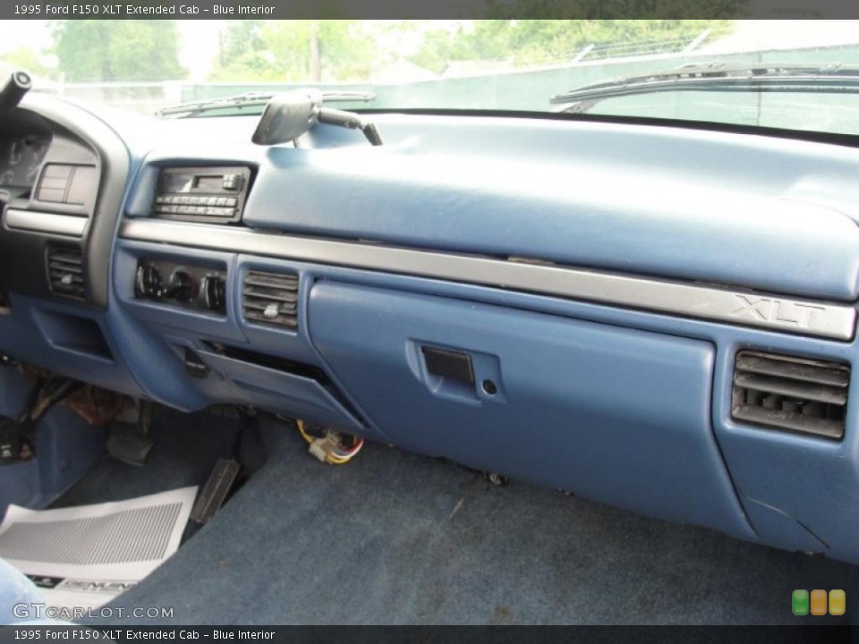 Blue Interior Dashboard for the 1995 Ford F150 XLT Extended Cab #47368130