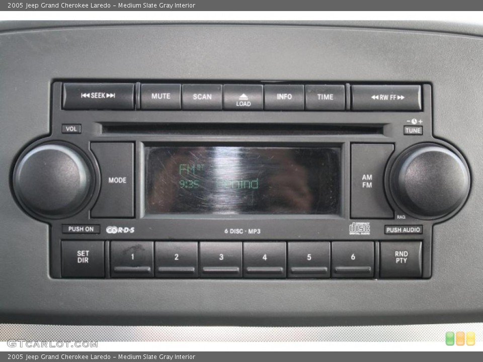 Medium Slate Gray Interior Controls for the 2005 Jeep Grand Cherokee Laredo #47371310