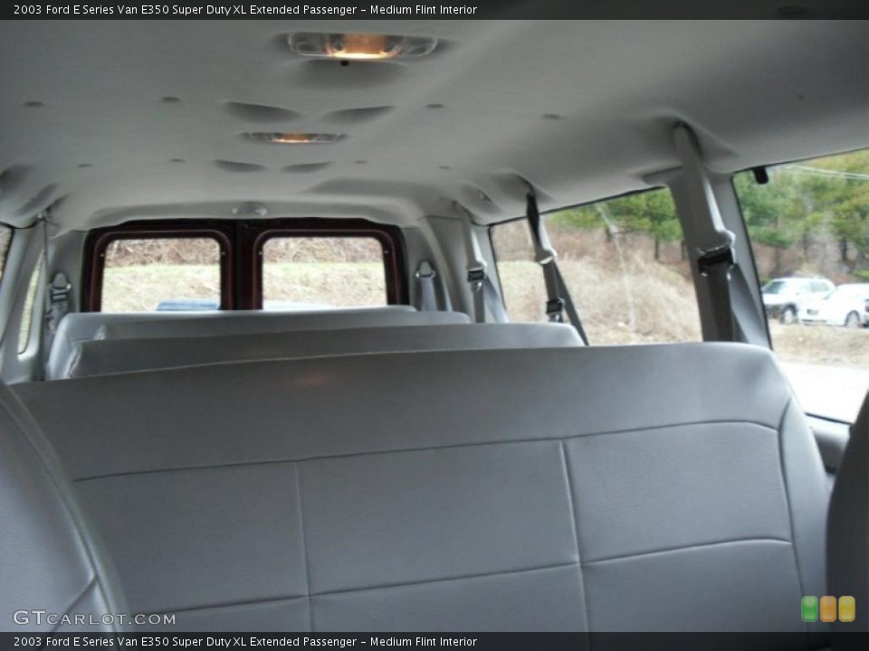 Medium Flint Interior Photo for the 2003 Ford E Series Van E350 Super Duty XL Extended Passenger #47372888