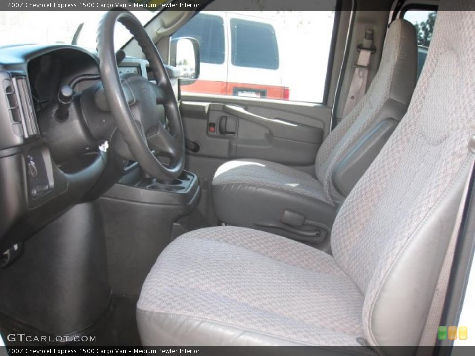 Medium Pewter Interior Photo for the 2007 Chevrolet Express 1500 Cargo Van #47373974