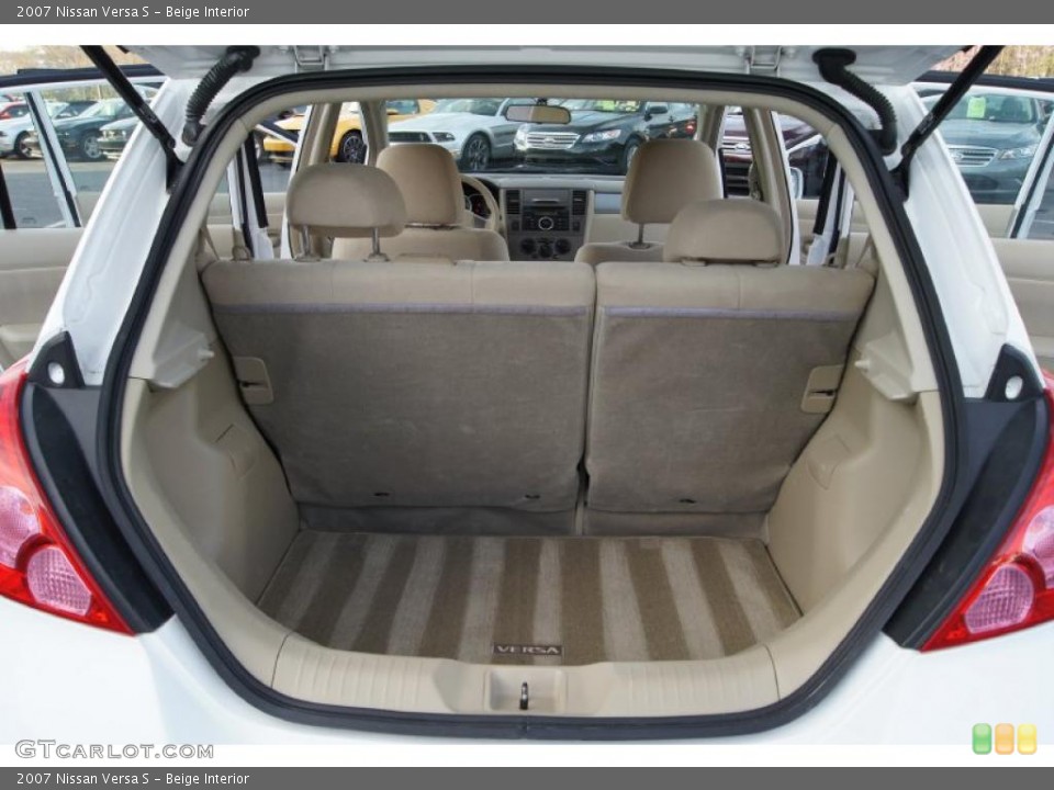 Beige Interior Trunk for the 2007 Nissan Versa S #47379005