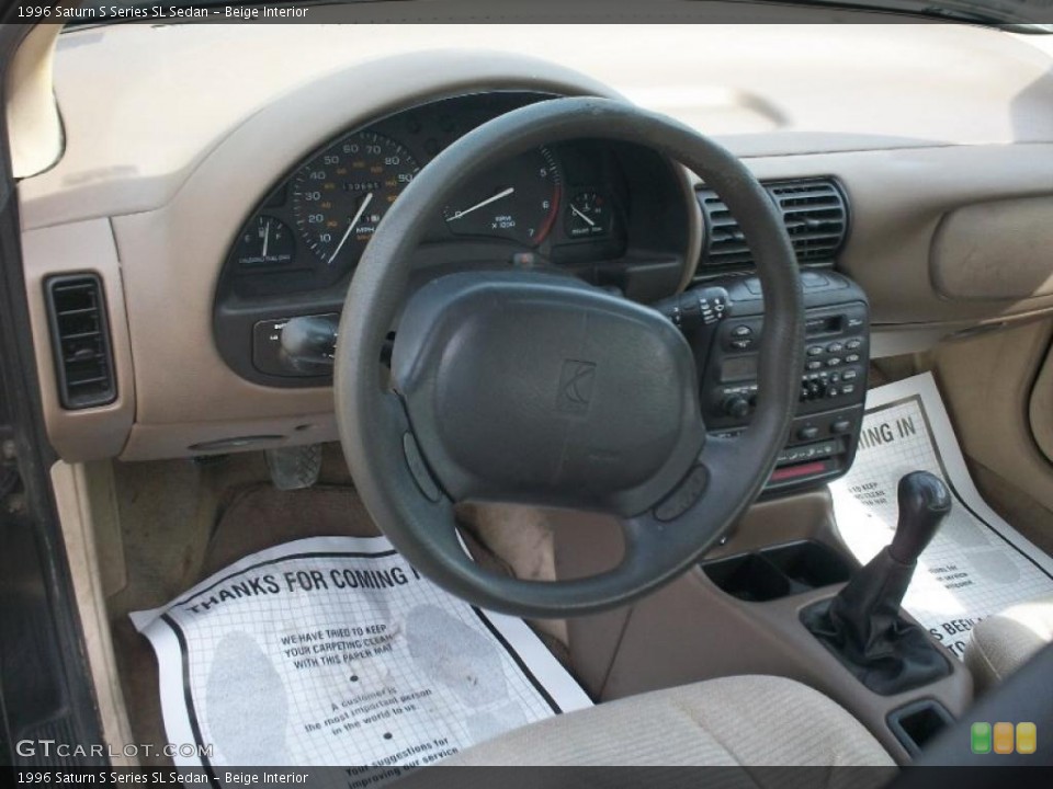 Beige Interior Photo for the 1996 Saturn S Series SL Sedan #47381594