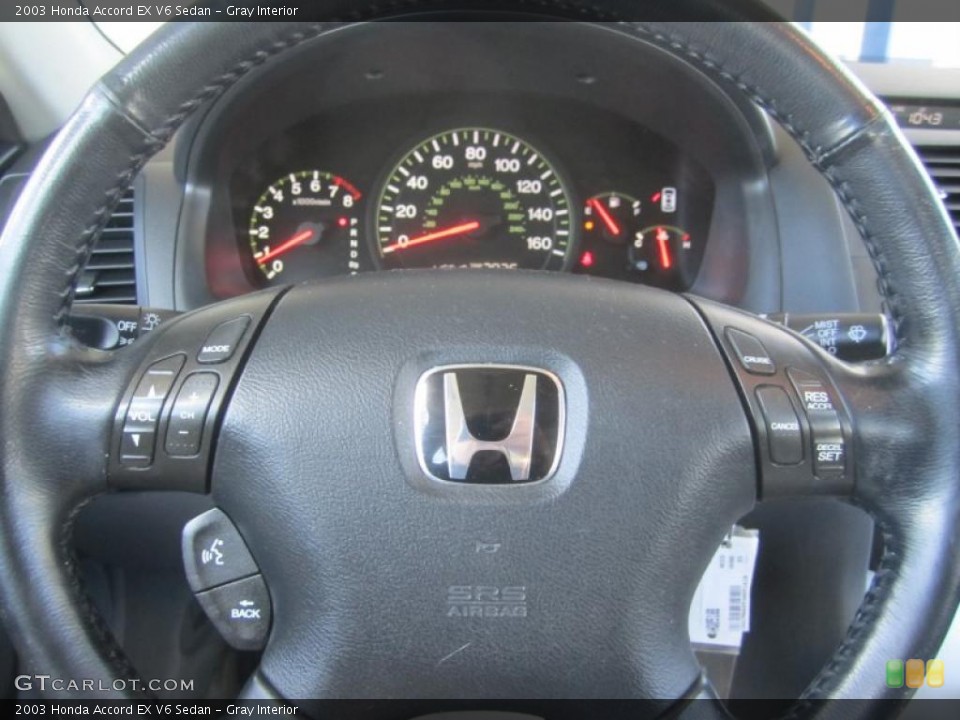 Gray Interior Controls for the 2003 Honda Accord EX V6 Sedan #47387474