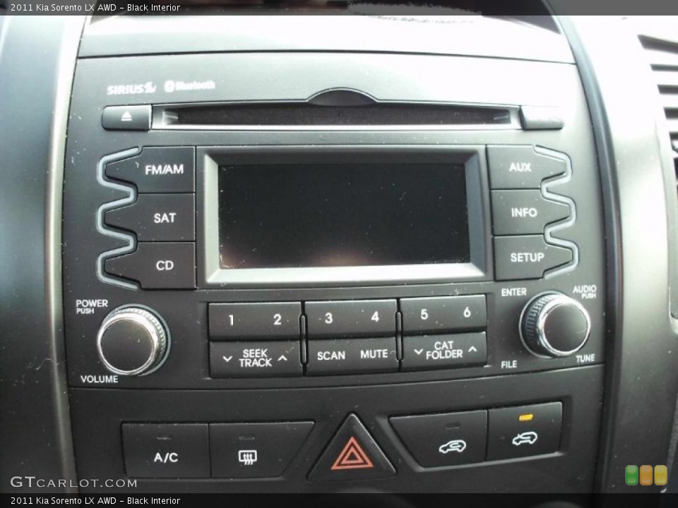 Black Interior Controls for the 2011 Kia Sorento LX AWD #47388554