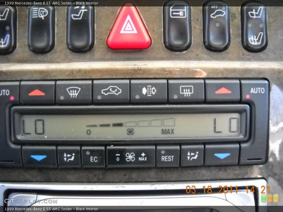 Black Interior Controls for the 1999 Mercedes-Benz E 55 AMG Sedan #47389208