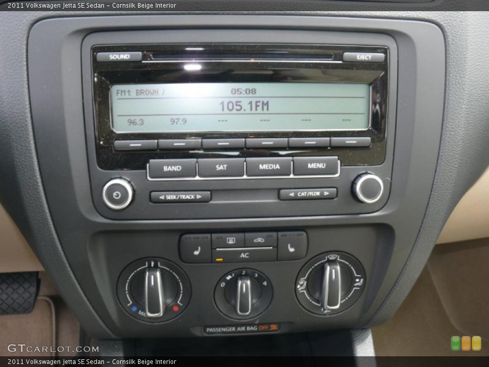 Cornsilk Beige Interior Controls for the 2011 Volkswagen Jetta SE Sedan #47389742