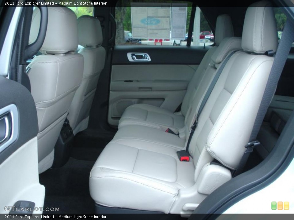 Medium Light Stone Interior Photo for the 2011 Ford Explorer Limited #47391773