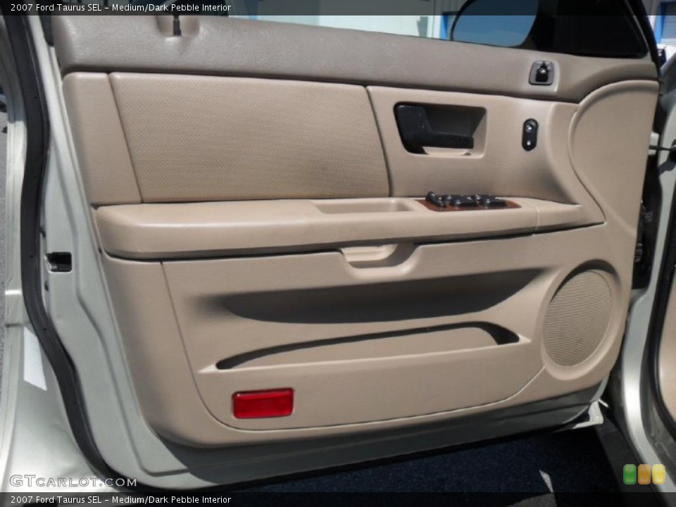 Medium/Dark Pebble Interior Door Panel for the 2007 Ford Taurus SEL #47394446