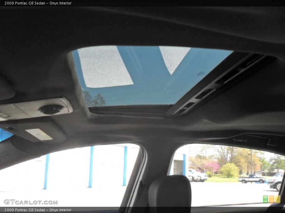 Onyx Interior Sunroof for the 2009 Pontiac G8 Sedan #47395382