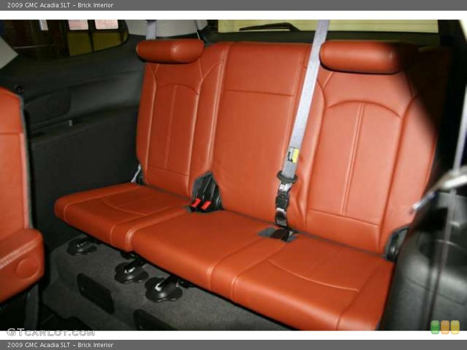 Brick Interior Photo for the 2009 GMC Acadia SLT #47395499