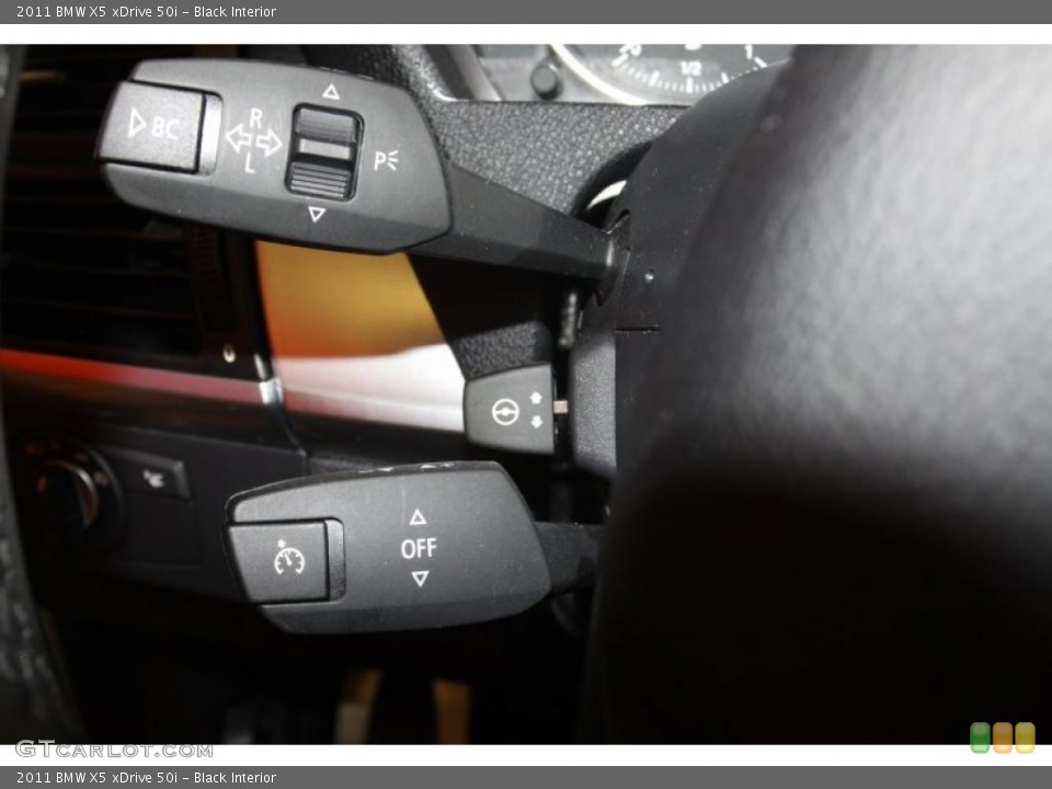 Black Interior Controls for the 2011 BMW X5 xDrive 50i #47400116