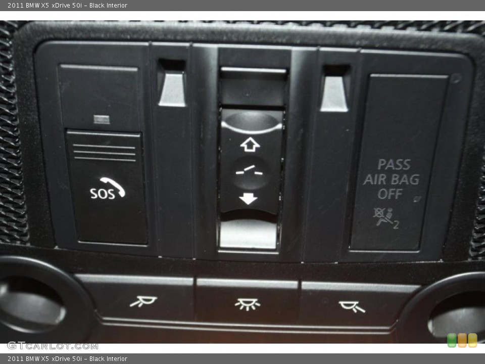 Black Interior Controls for the 2011 BMW X5 xDrive 50i #47400203