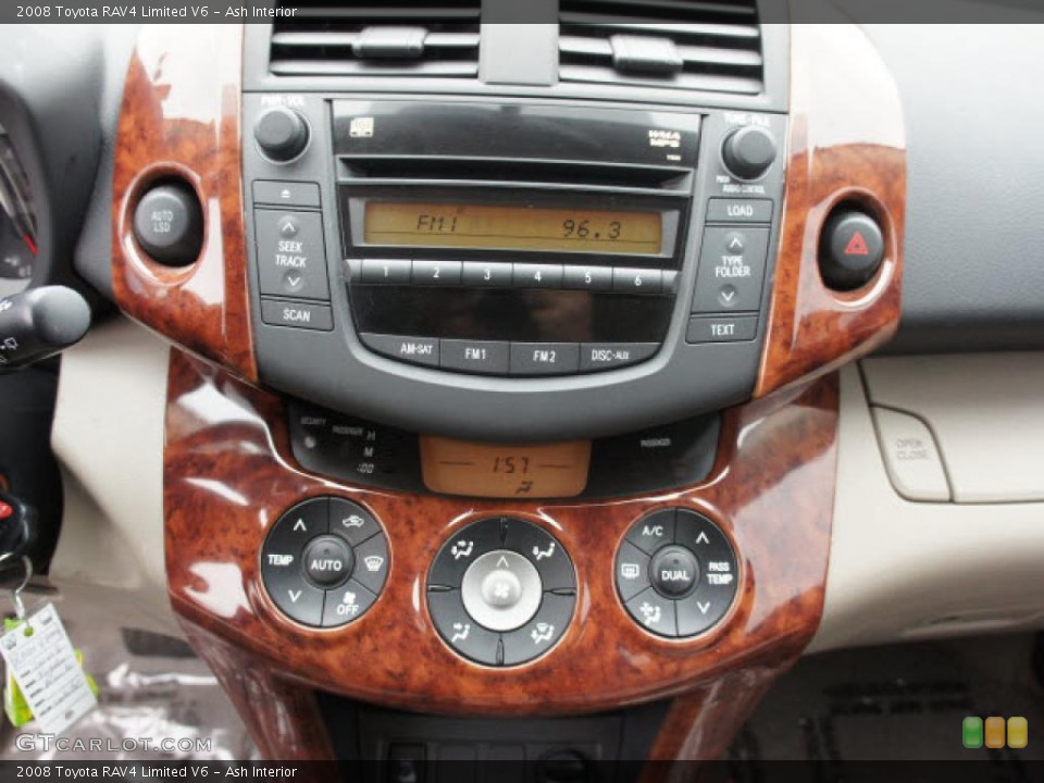 Ash Interior Controls for the 2008 Toyota RAV4 Limited V6 #47404946