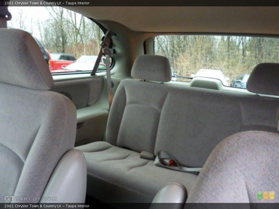 Taupe 2001 Chrysler Town & Country Interiors
