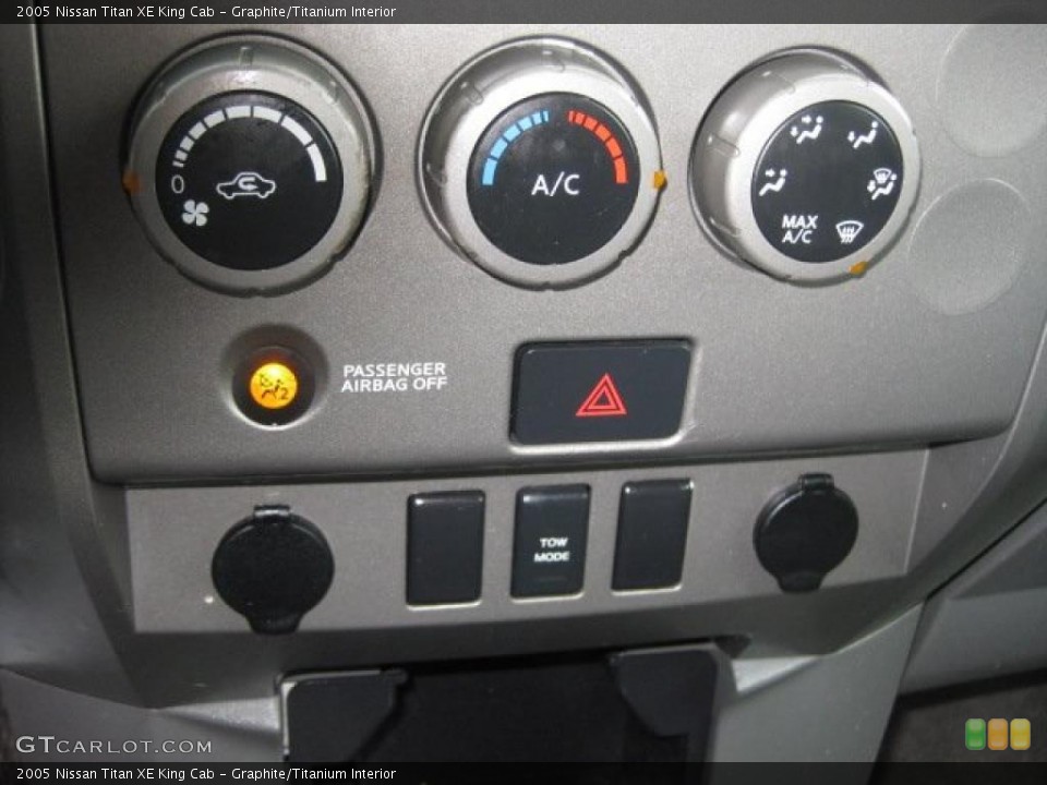 Graphite/Titanium Interior Controls for the 2005 Nissan Titan XE King Cab #47406536