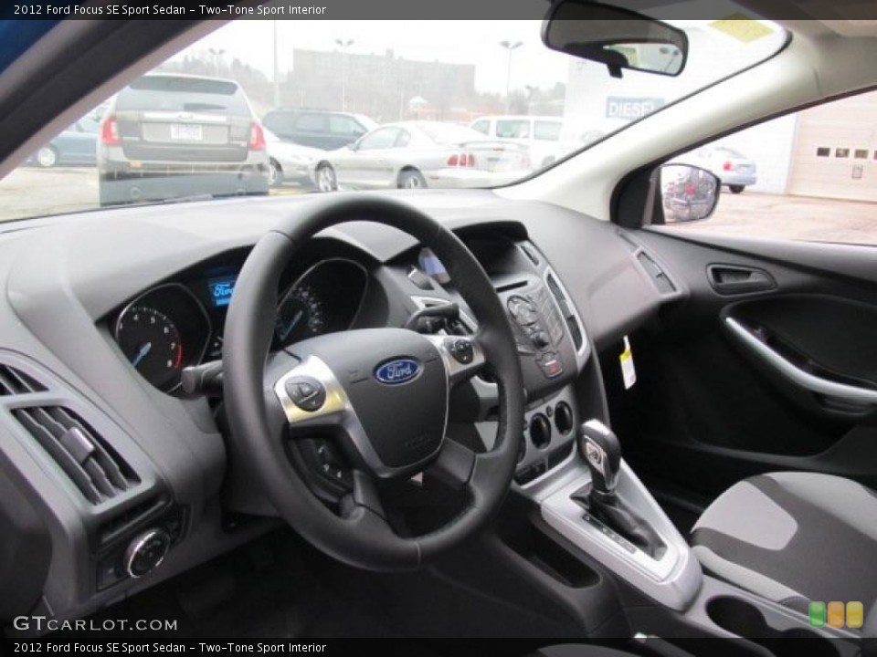 Two-Tone Sport Interior Photo for the 2012 Ford Focus SE Sport Sedan #47409869