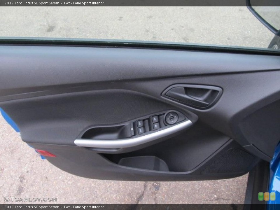 Two-Tone Sport Interior Door Panel for the 2012 Ford Focus SE Sport Sedan #47409884