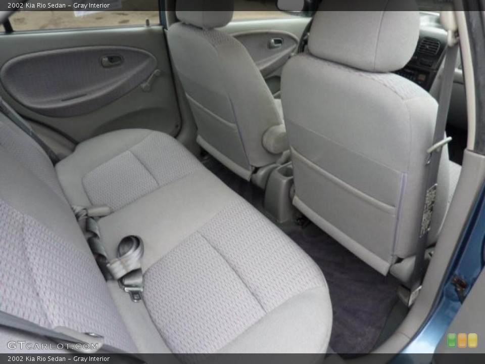 Gray Interior Photo for the 2002 Kia Rio Sedan #47414021