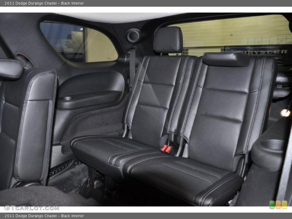 Black Interior Photo for the 2011 Dodge Durango Citadel #47418140