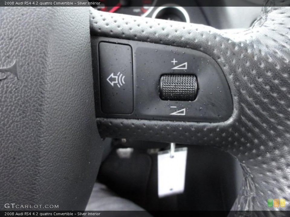 Silver Interior Controls for the 2008 Audi RS4 4.2 quattro Convertible #47418980