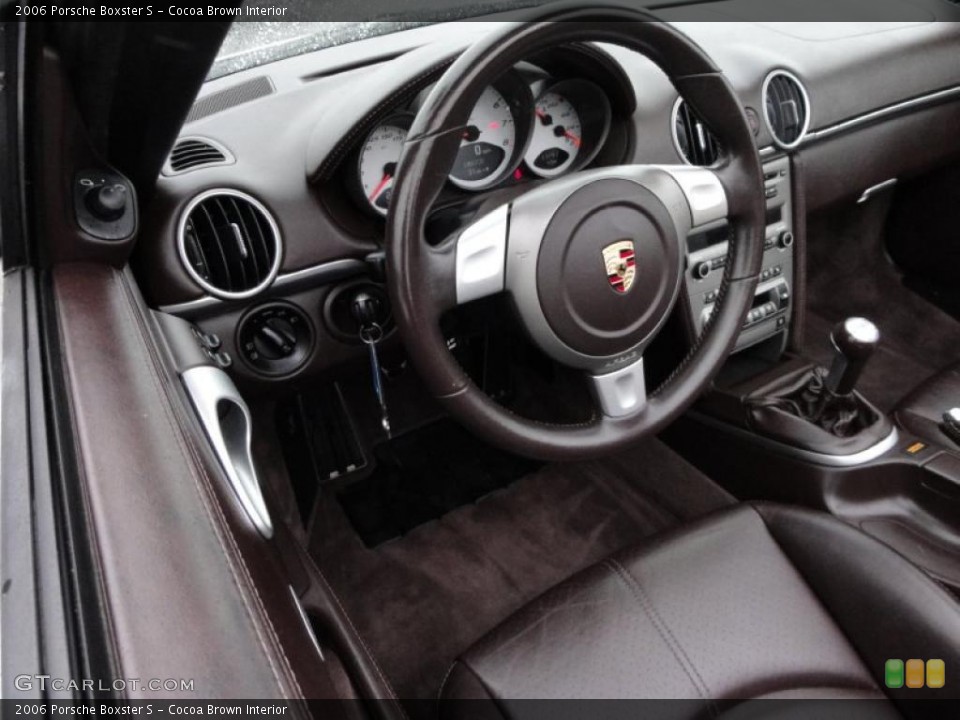 Cocoa Brown Interior Photo for the 2006 Porsche Boxster S #47419274
