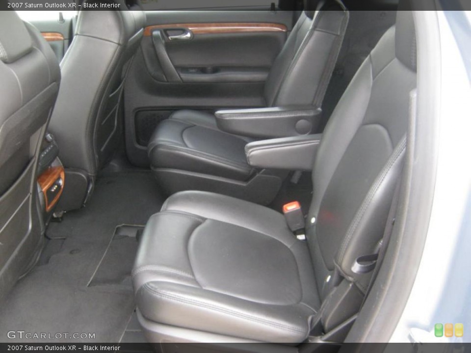 Black Interior Photo for the 2007 Saturn Outlook XR #47420928