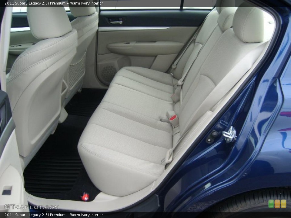 Warm Ivory Interior Photo for the 2011 Subaru Legacy 2.5i Premium #47425098