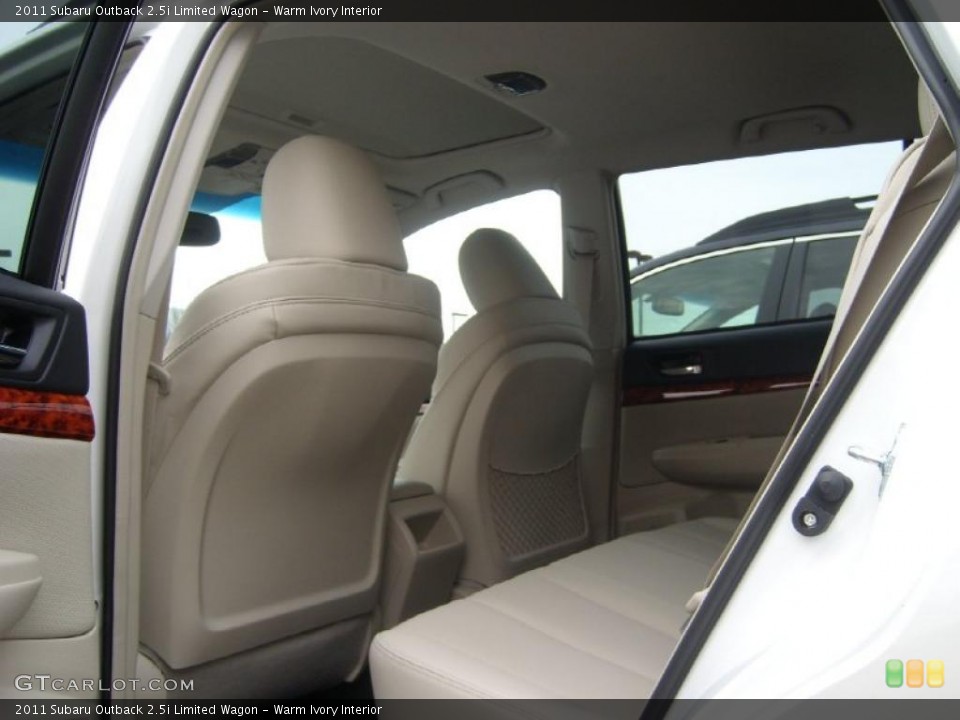 Warm Ivory Interior Photo for the 2011 Subaru Outback 2.5i Limited Wagon #47425413