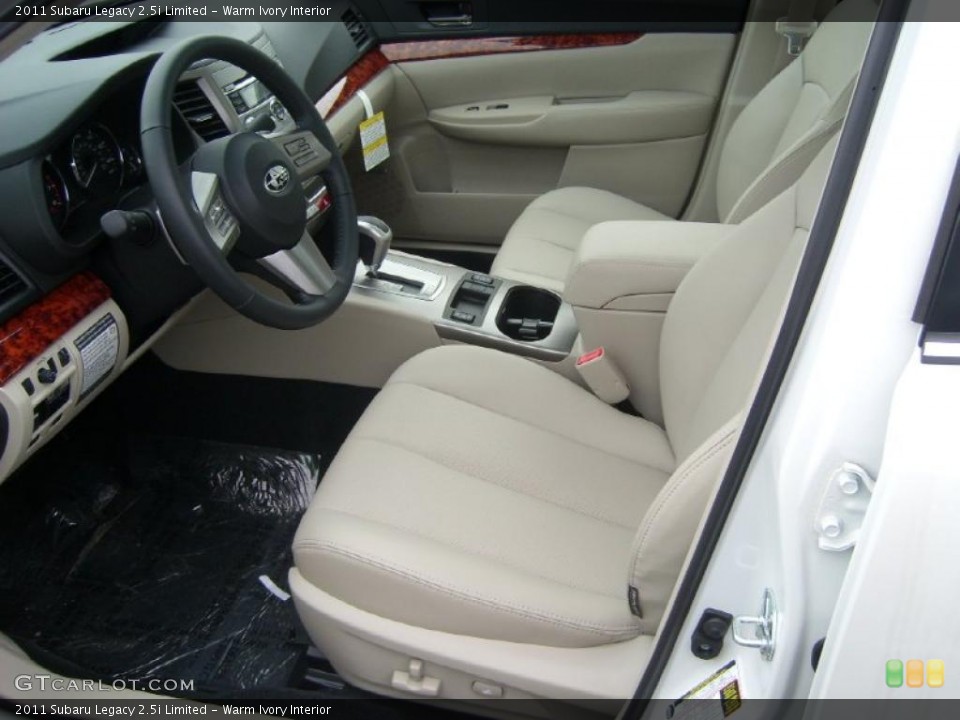 Warm Ivory Interior Photo for the 2011 Subaru Legacy 2.5i Limited #47427069