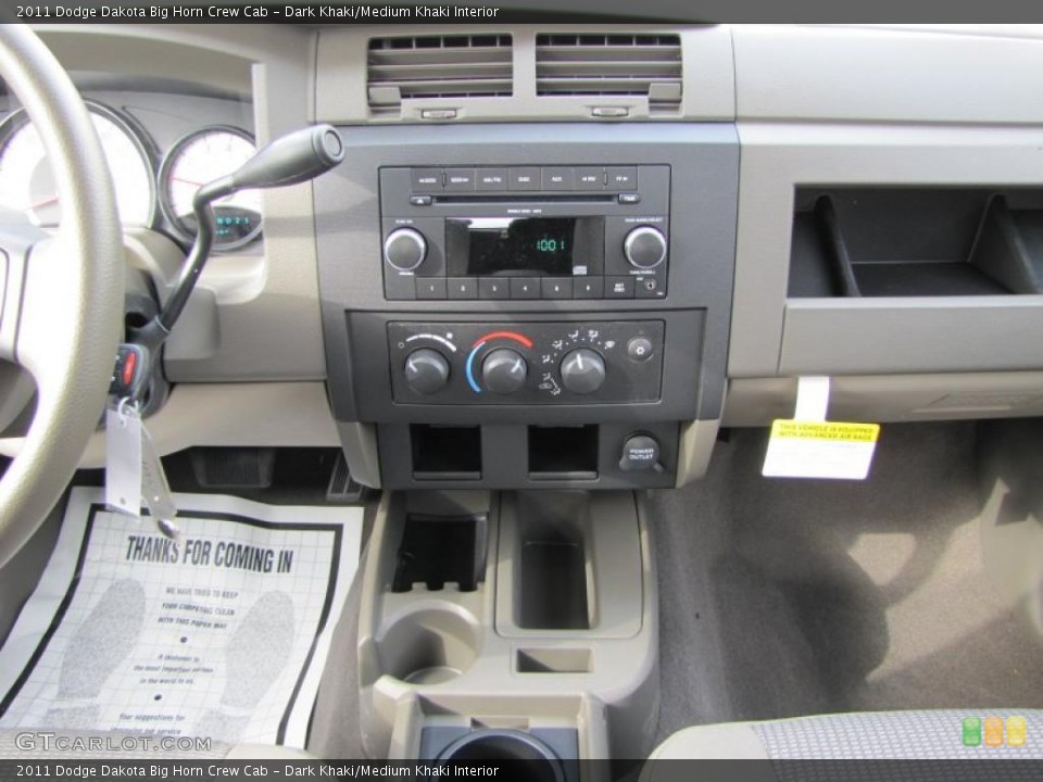 Dark Khaki/Medium Khaki Interior Controls for the 2011 Dodge Dakota Big Horn Crew Cab #47428920