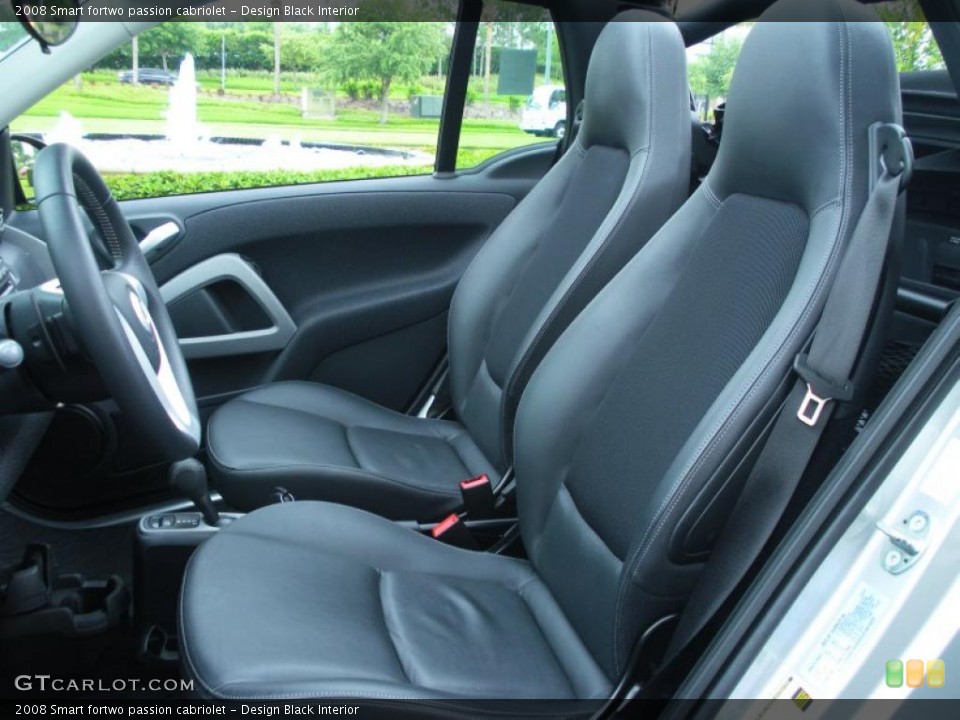 Design Black Interior Photo for the 2008 Smart fortwo passion cabriolet #47430348