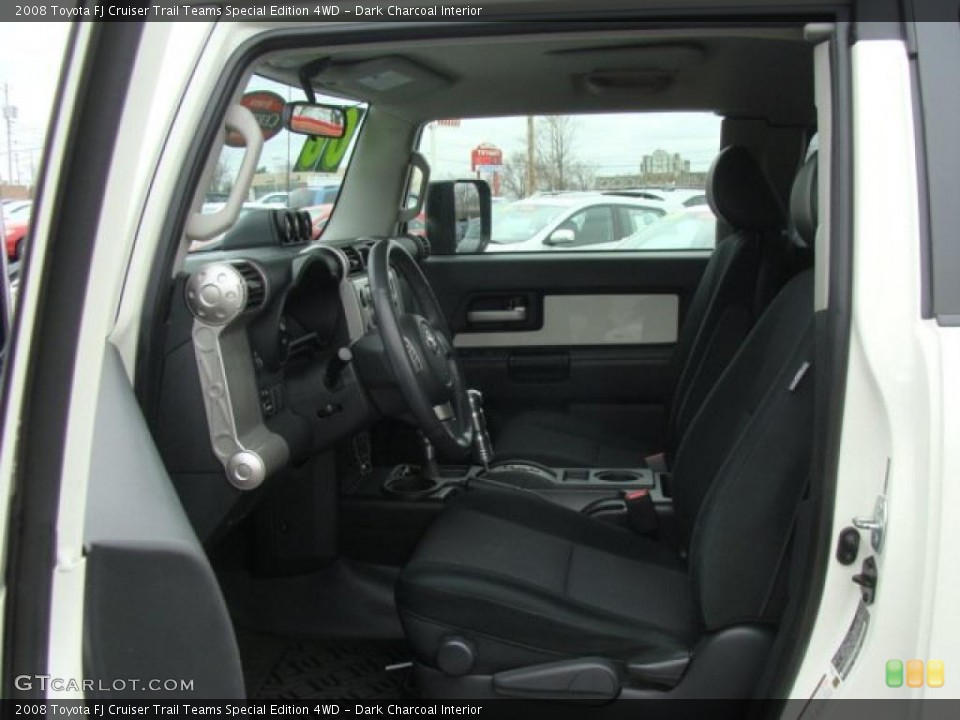 Dark Charcoal Interior Photo for the 2008 Toyota FJ Cruiser Trail Teams Special Edition 4WD #47434140