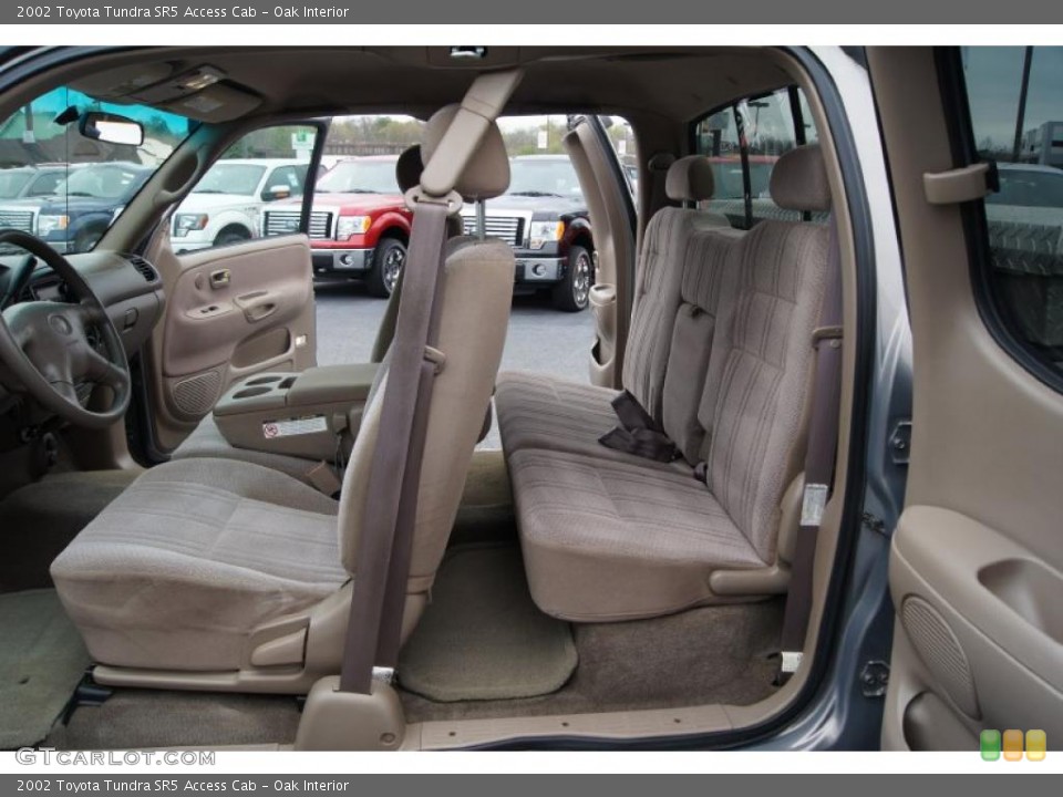 Oak Interior Photo for the 2002 Toyota Tundra SR5 Access Cab #47435445