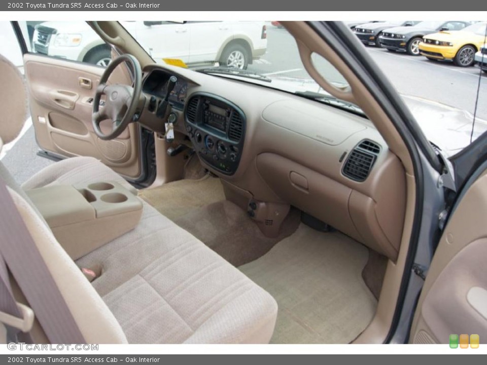 Oak Interior Photo for the 2002 Toyota Tundra SR5 Access Cab #47435487