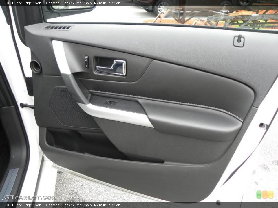 Charcoal Black/Silver Smoke Metallic Interior Door Panel for the 2011 Ford Edge Sport #47439552